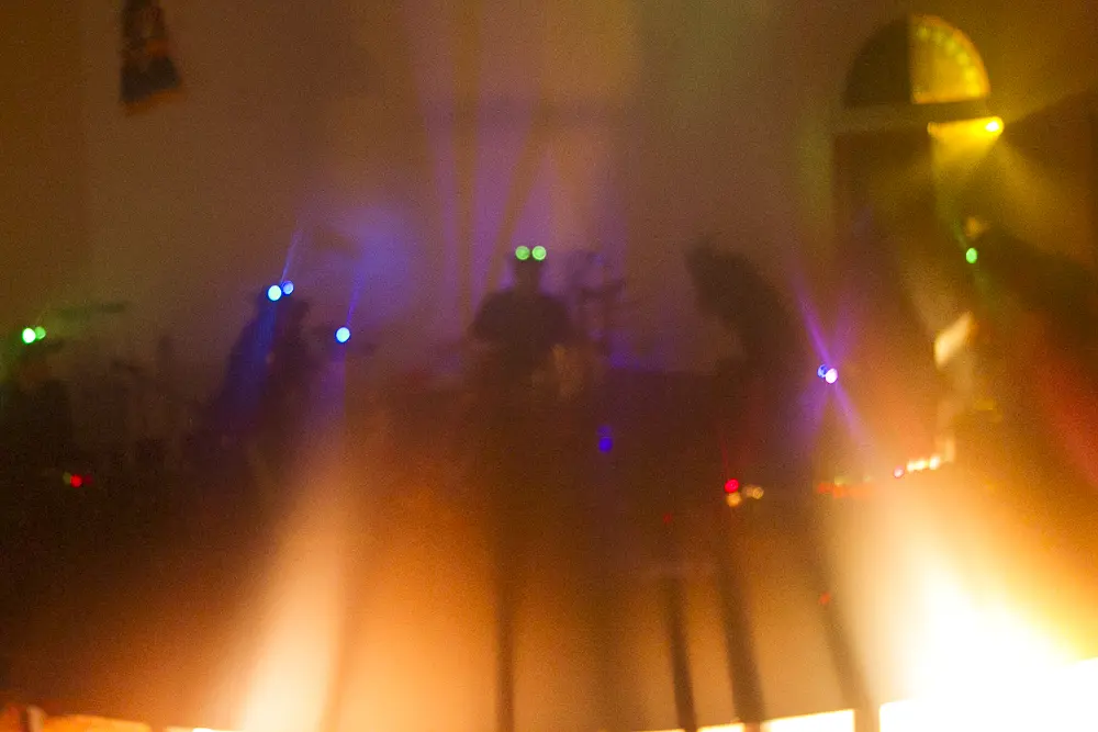 Futurología Medium II ensemble performance at Teatro Lúcido