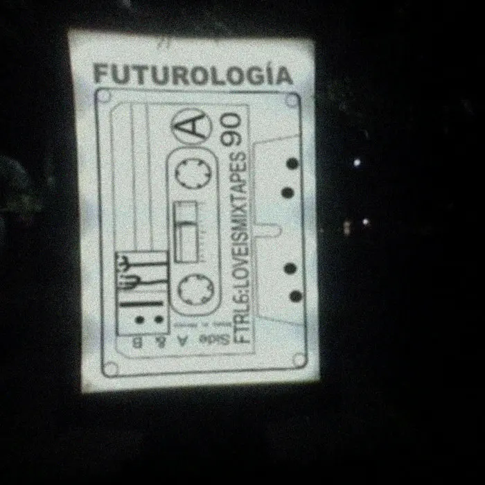 Futurología - Loveismixtapes cover art